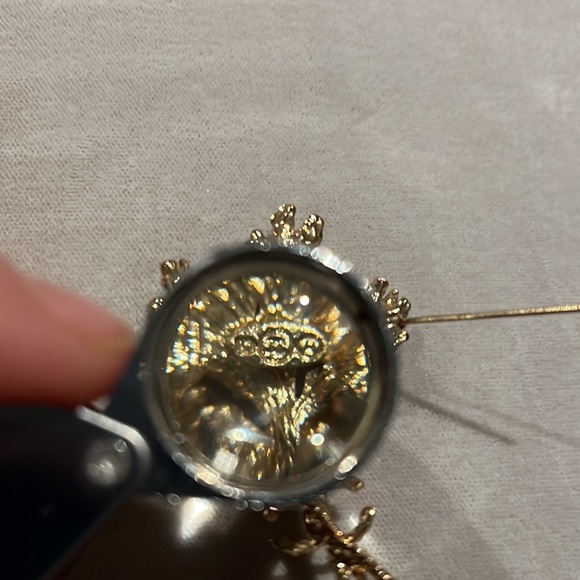 Chanel Gold Tone and Crystals Wheat Brooch,  Twist Stems, Signed on back - Picture 15 of 15